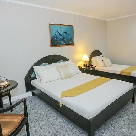 Holiday Plaza Hotel - Cebu Dış mekan fotoğraf