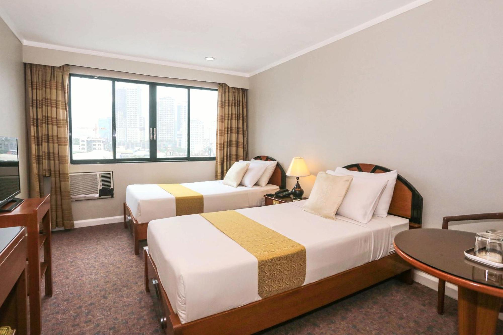 Holiday Plaza Hotel - Cebu Dış mekan fotoğraf